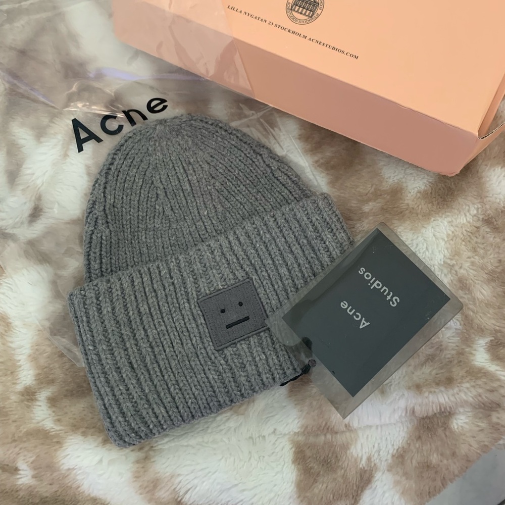 Acne Beanie in heather grey